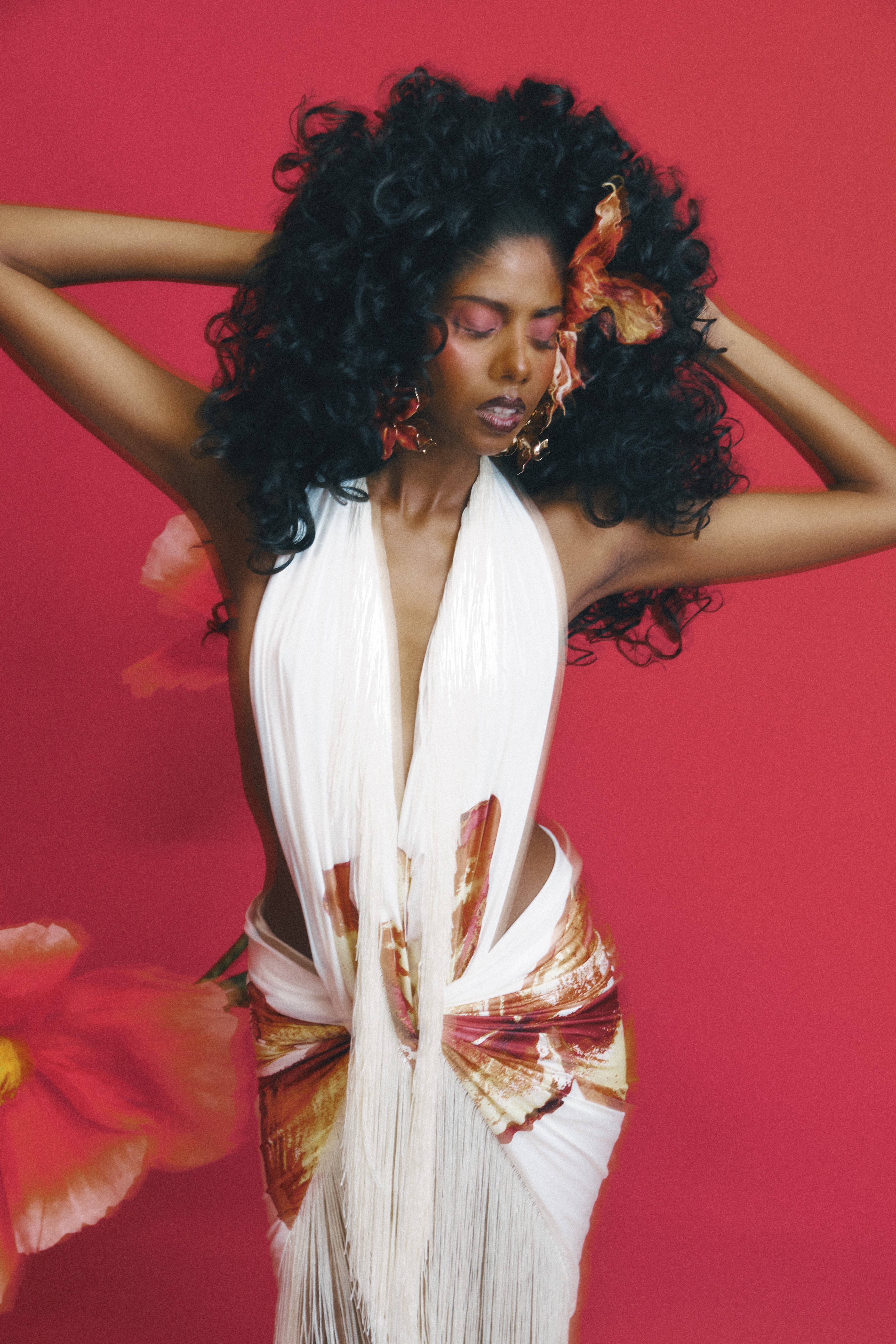 Signature Sarong in Magnolia